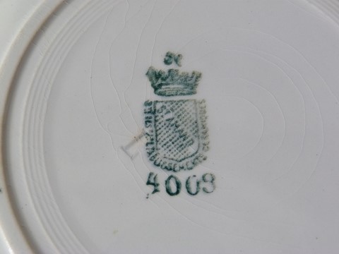 Lot 6 assiettes plates anciennes St Amand modèle 4003