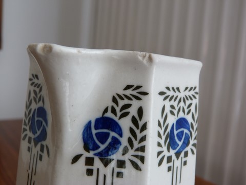 Ancien pot à lait art déco porcelaine